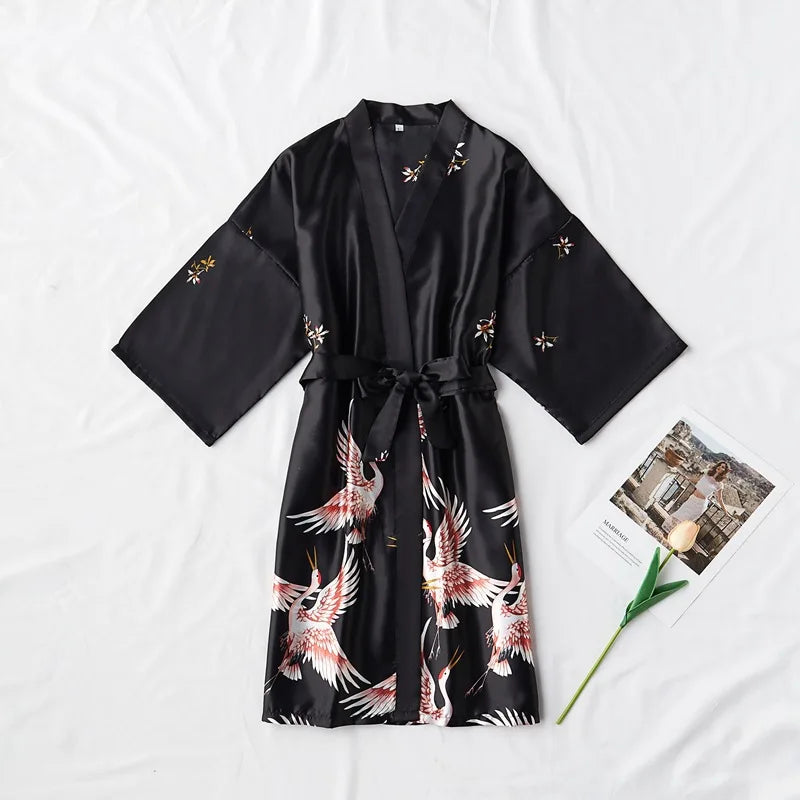 Kimono Mi-long Satin Femme Léger