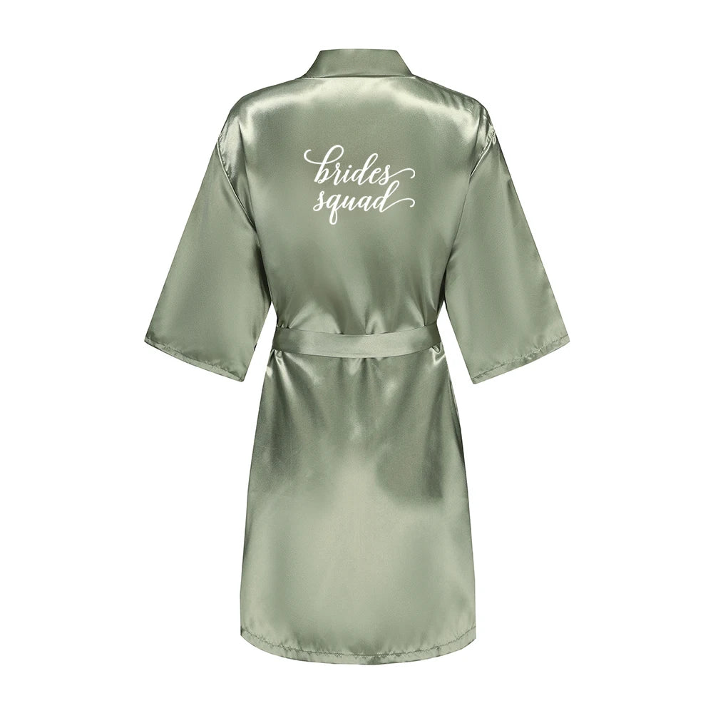Kimono Mi-long Mariée en Satin Élégant - blanc ou vert