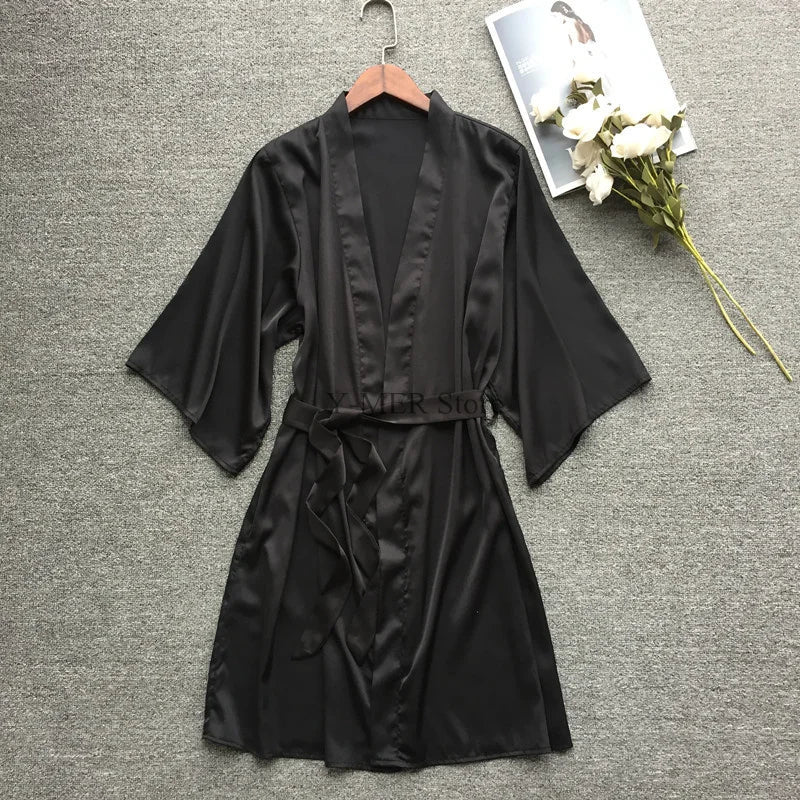 Kimono Mi-long en Satin pour Femme - Style Élégant et Léger