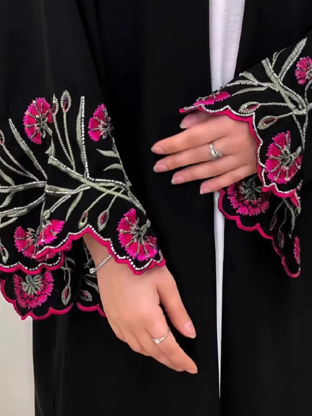 Kimono Long Abaya Brodé pour Femme - Style Décontracté