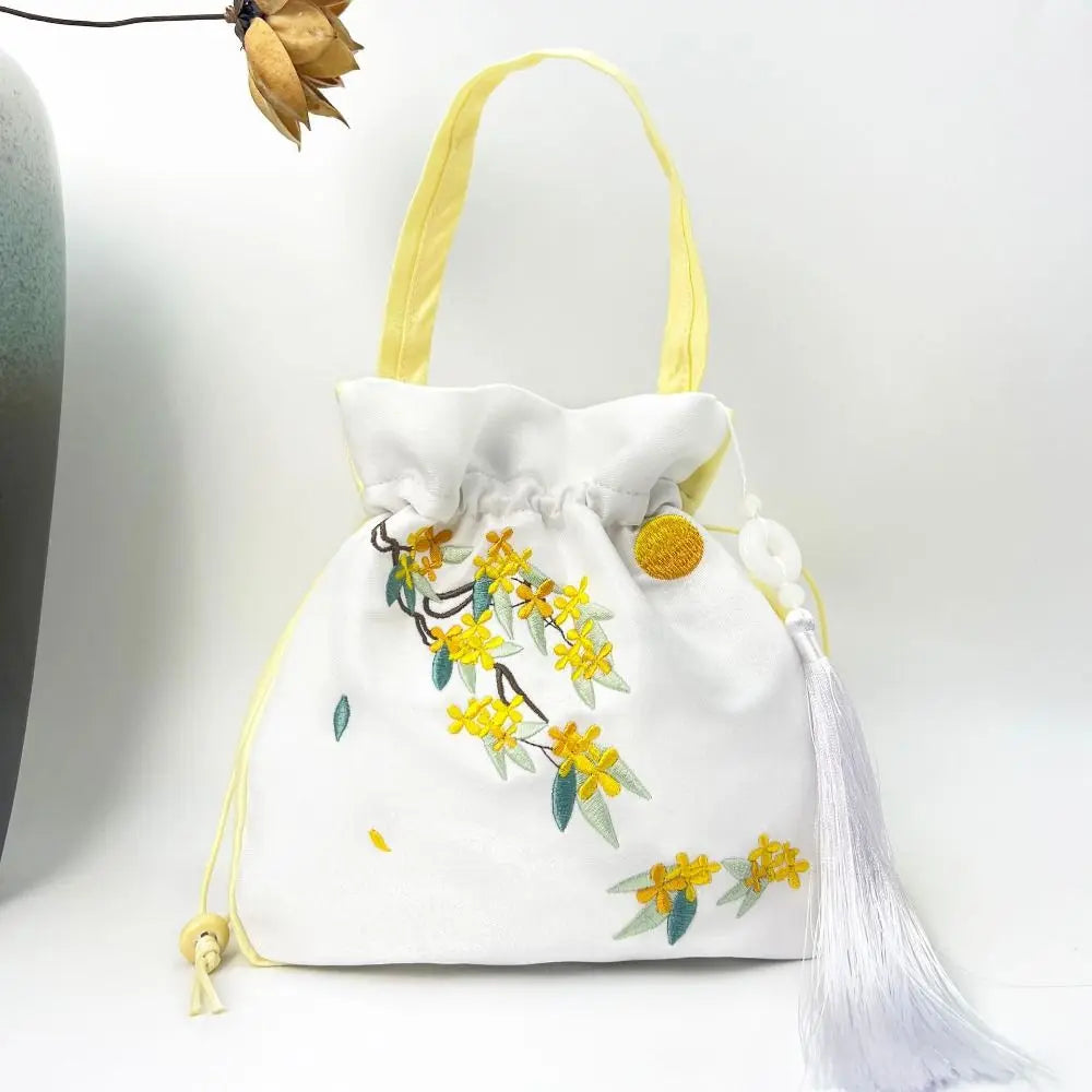 Sac à Main Bourse en Satin Fleuri - Chic et Polyvalent