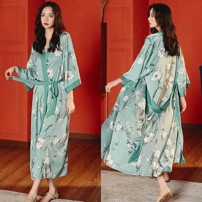Kimono Long Fleuri en Satin pour Femme