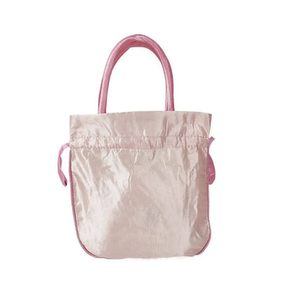 Sac à main bourse en satin avec broderies florales