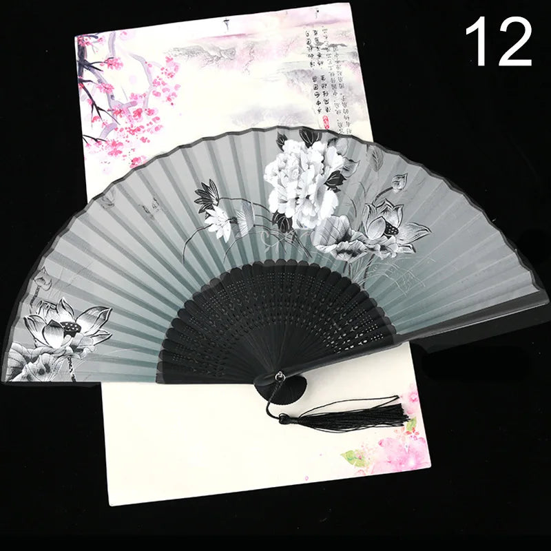 Éventail Pliant Vintage Style Chinois en Soie et Bambou