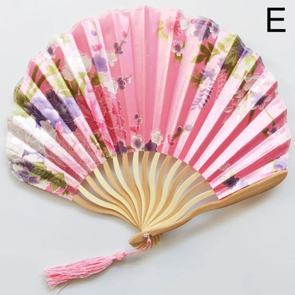 Éventail Vintage Pliant en Soie et Bambou - Style Traditionnel