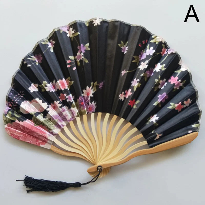 Éventail Vintage Pliant en Soie et Bambou - Style Traditionnel