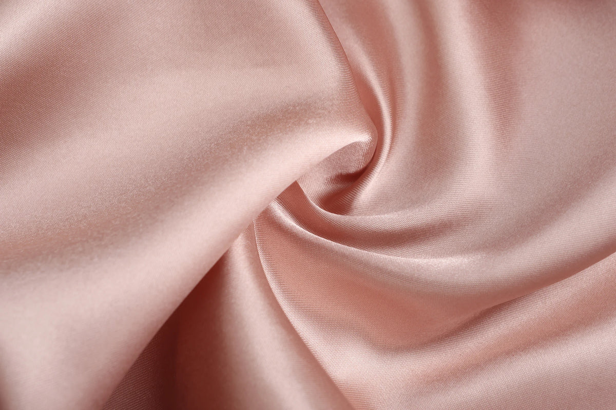 Kimono Mi-long Satiné pour Mariée - Élégance et Confort