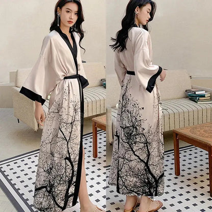Kimono Long Fleuri en Satin
