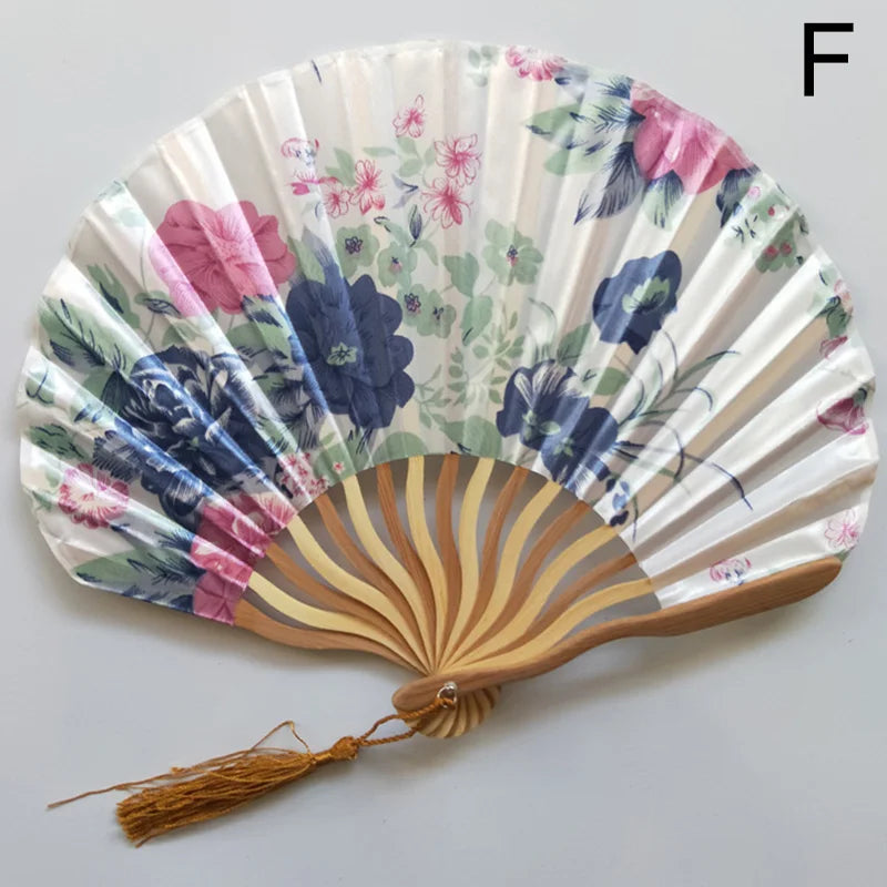 Éventail Vintage Pliant en Soie et Bambou - Style Traditionnel