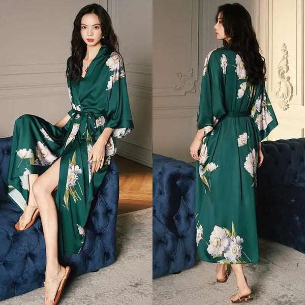 Kimono Long Fleuri en Satin Noir pour Femme - Taille Unique