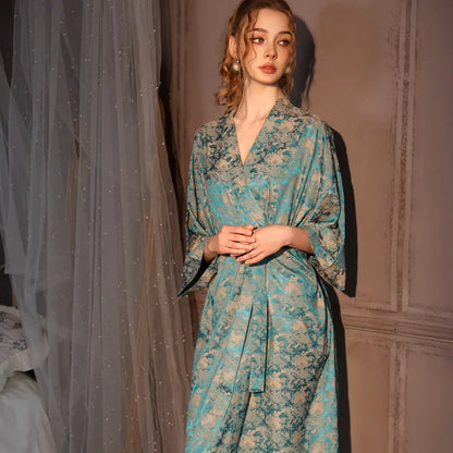 Kimono Long Fleuri Femme en Satin Doux et Léger