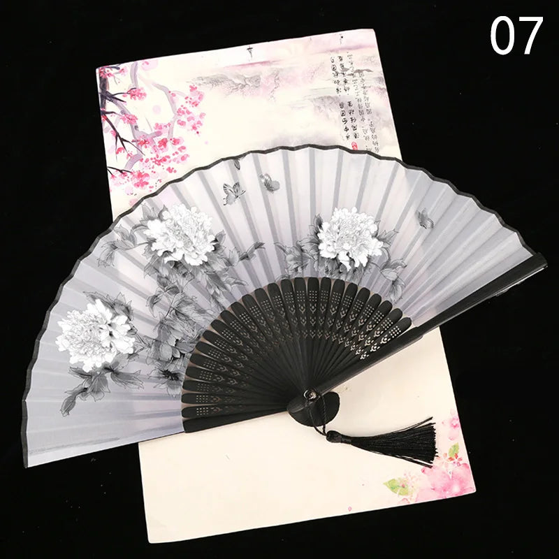 Éventail Pliant Vintage Style Chinois en Soie et Bambou