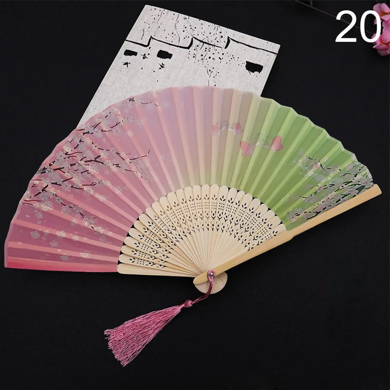 Éventail Pliant Vintage Style Chinois en Soie et Bambou