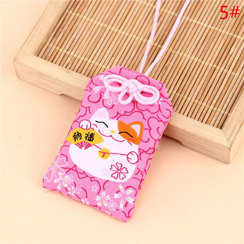 Pochette Porte-Bonheur Japonaise - Charme de Protection et Chance