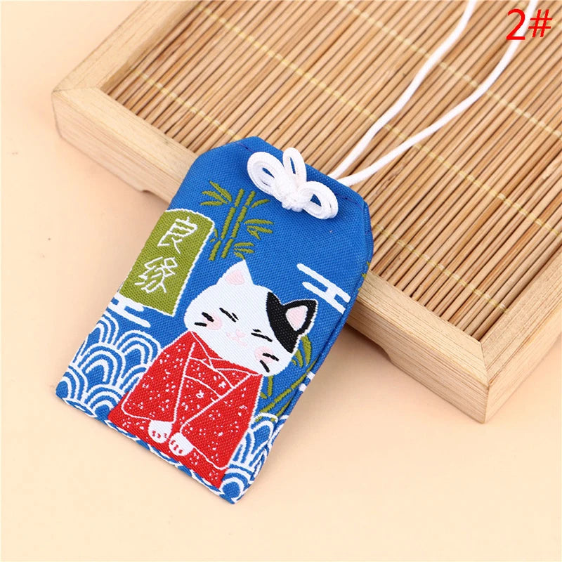 Pochette Porte-Bonheur Japonaise - Charme de Protection et Chance