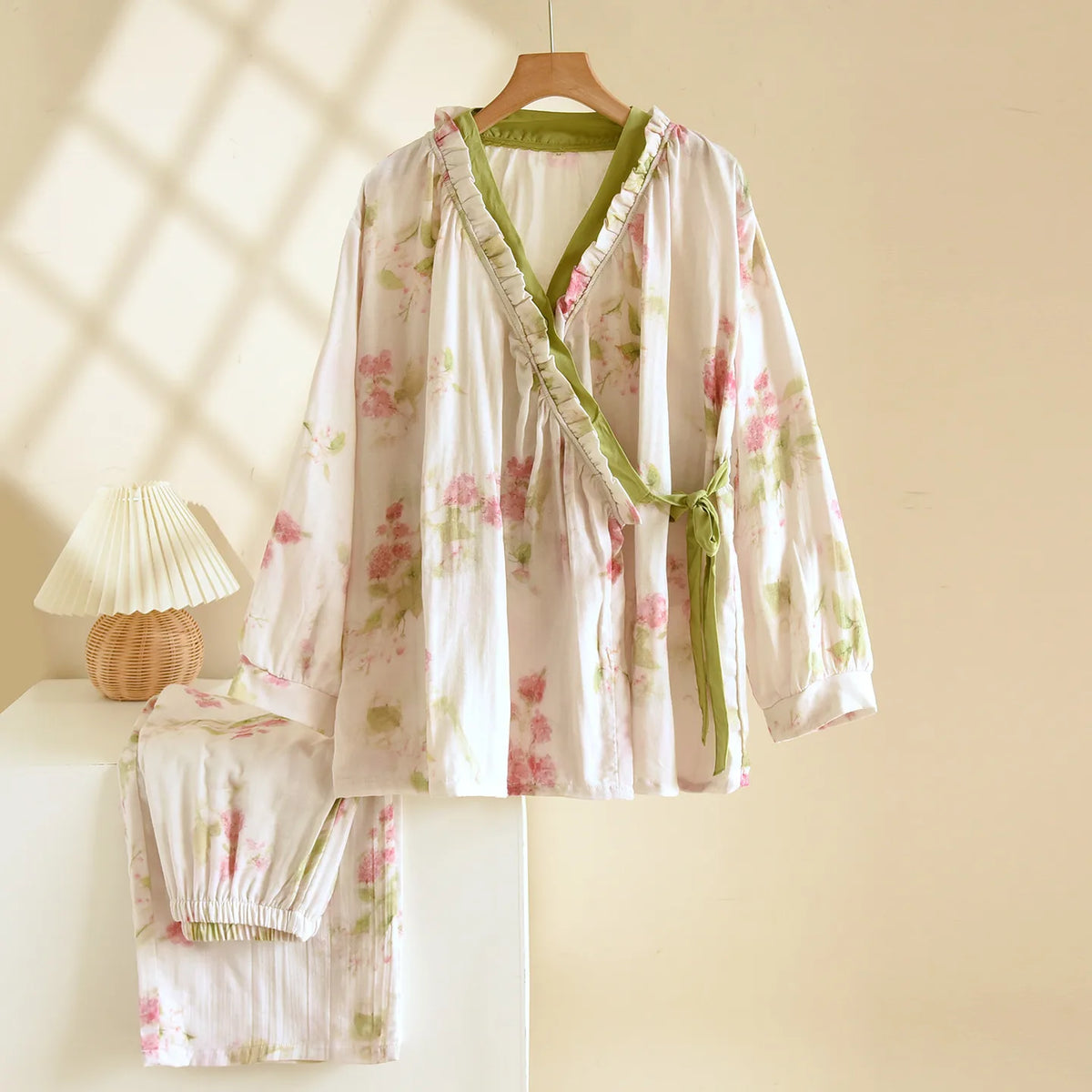 Ensemble Pyjama Long Femme en Coton à Manches Longues et Imprimé Floral