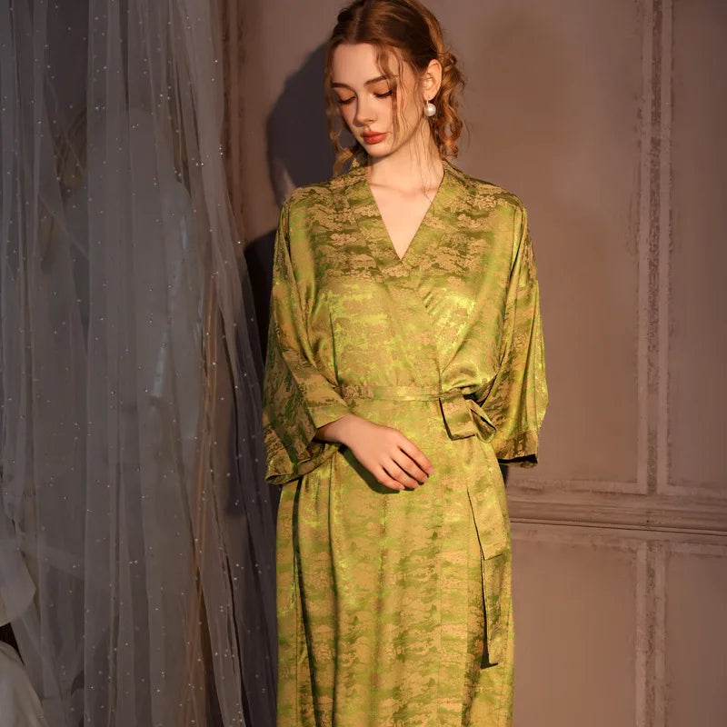 Kimono Long Fleuri Femme en Satin Doux et Léger