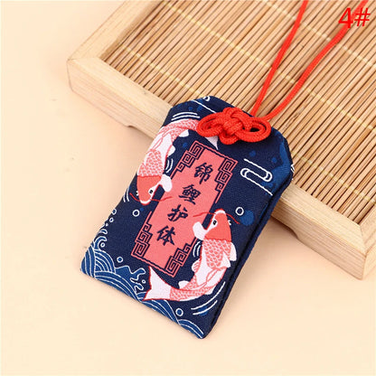 Pochette Porte-Bonheur Japonaise - Charme de Protection et Chance