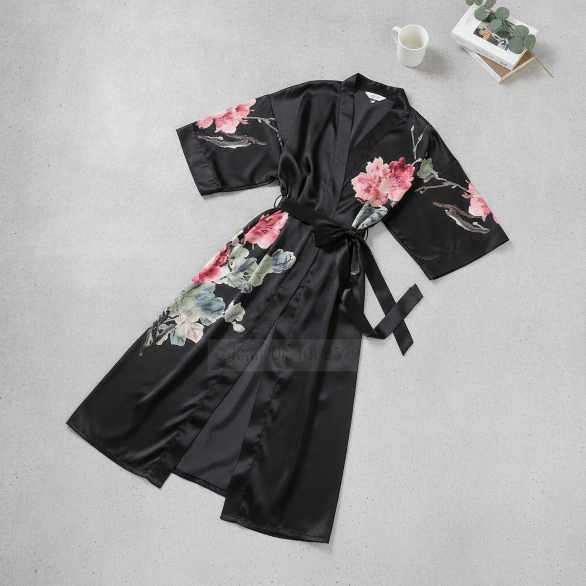 Kimono Long Satiné Noir Imprimé Fleuri Femme - Taille Unique