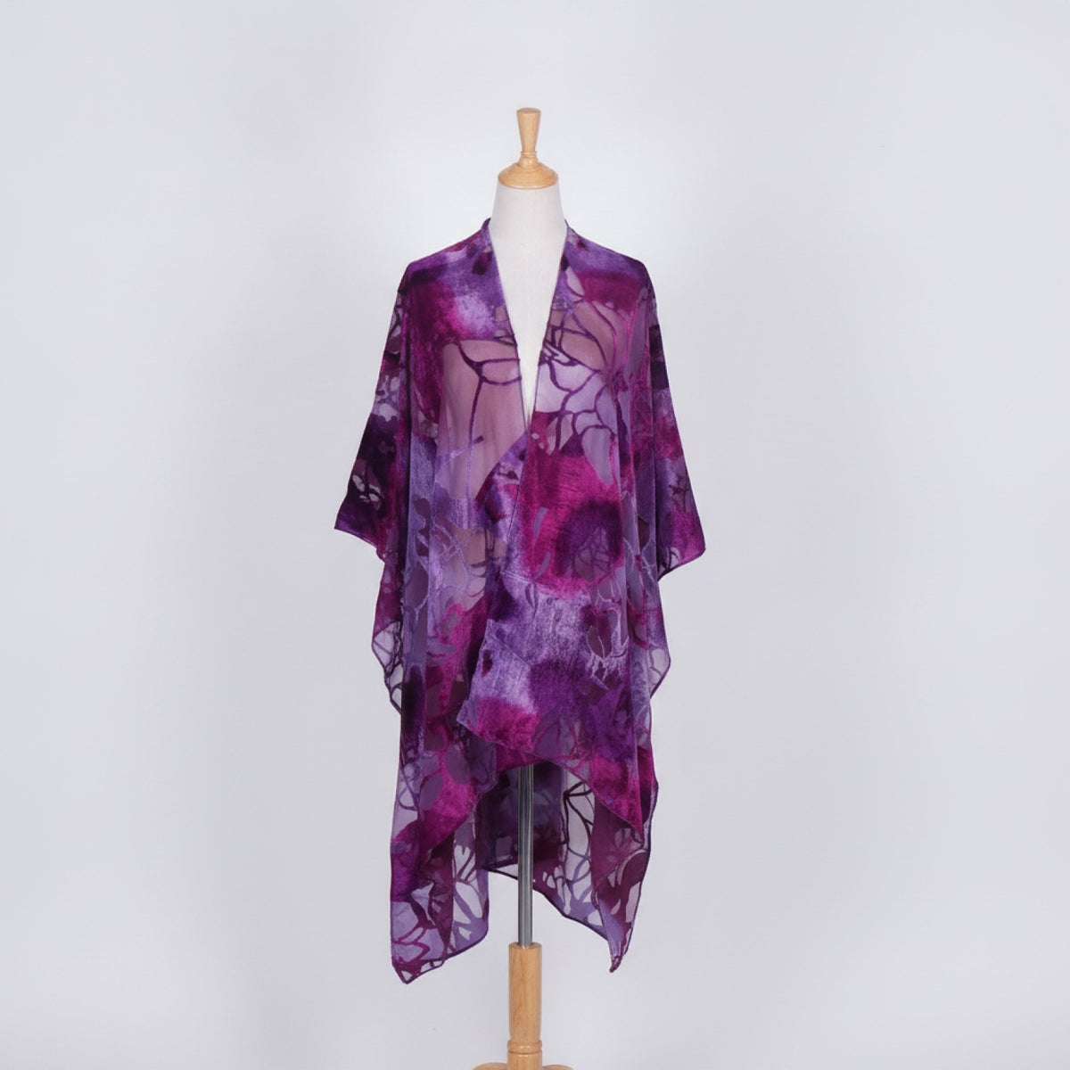 Kimono Court Fleuri en Nylon et Velours - WeHello