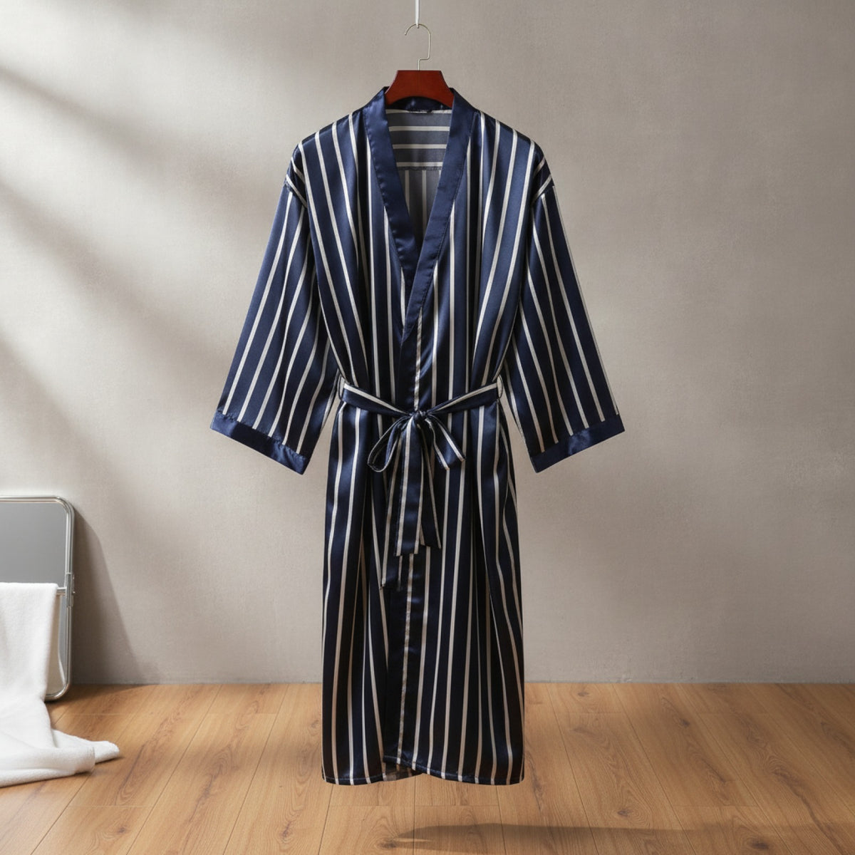Kimono Mi-long Homme en Satin Doux et Confortable
